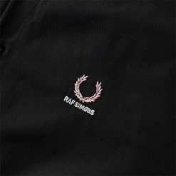 Fred Perry X RAF OVERSIZED EMBROIDERED SHIRT -NIke Shop FREDPERRYXRAFOVERSIZEDEMBROIDEREDSHIRTBLACKXSSM3113 4