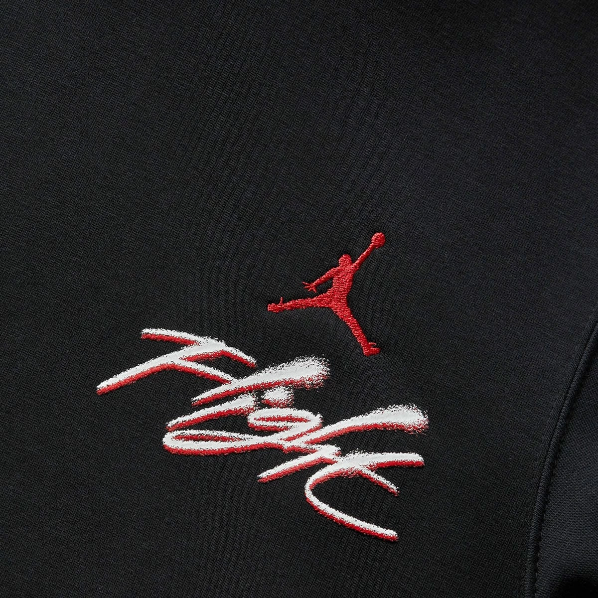 Air Jordan ESSENTIALS HOODIE 5 Air Jordan ESSENTIALS HOODIE - Image 3