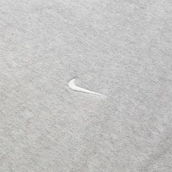 Nike SOLO SWOOSH CREWNECK 8 Nike SOLO SWOOSH CREWNECK -NIke Shop NIKESOLOSWOOSHCREWDKGREYHEATHERWHITEXSDX1361 063 3