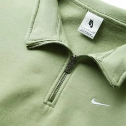 Nike SOLO SWOOSH 1/4 ZIP -NIke Shop NIKESOLOSWOOSHHOODOILGREENWHITESDQ5209 386 4