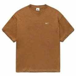 NIKE SOLO SWOOSH TEE