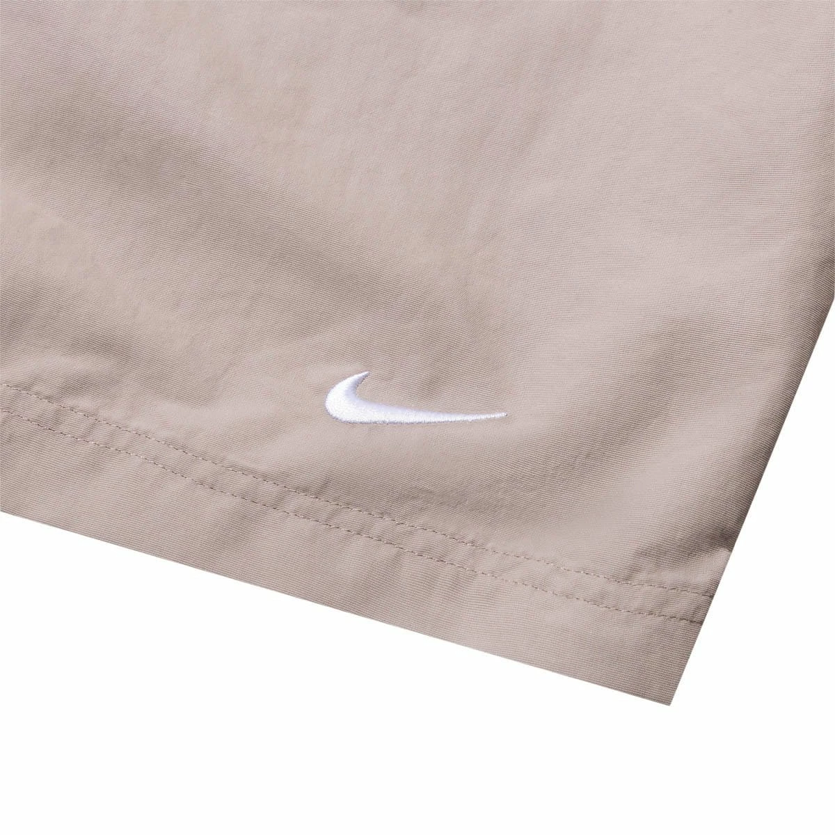 NIKELAB UNISEX SOLO SWOOSH SHORTS 4 NIKELAB UNISEX SOLO SWOOSH SHORTS - Image 2