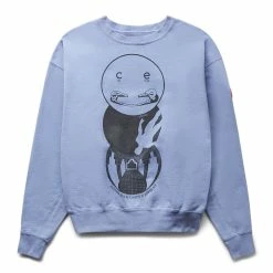Cav Empt OVERDYE MD IN THE PRESENT CREW NECK