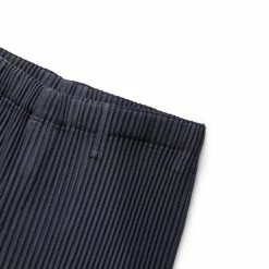 Homme Plissé Issey Miyake BASICS -NIke Shop isseymiyakeBASICSNAVY3HP29JF150 3