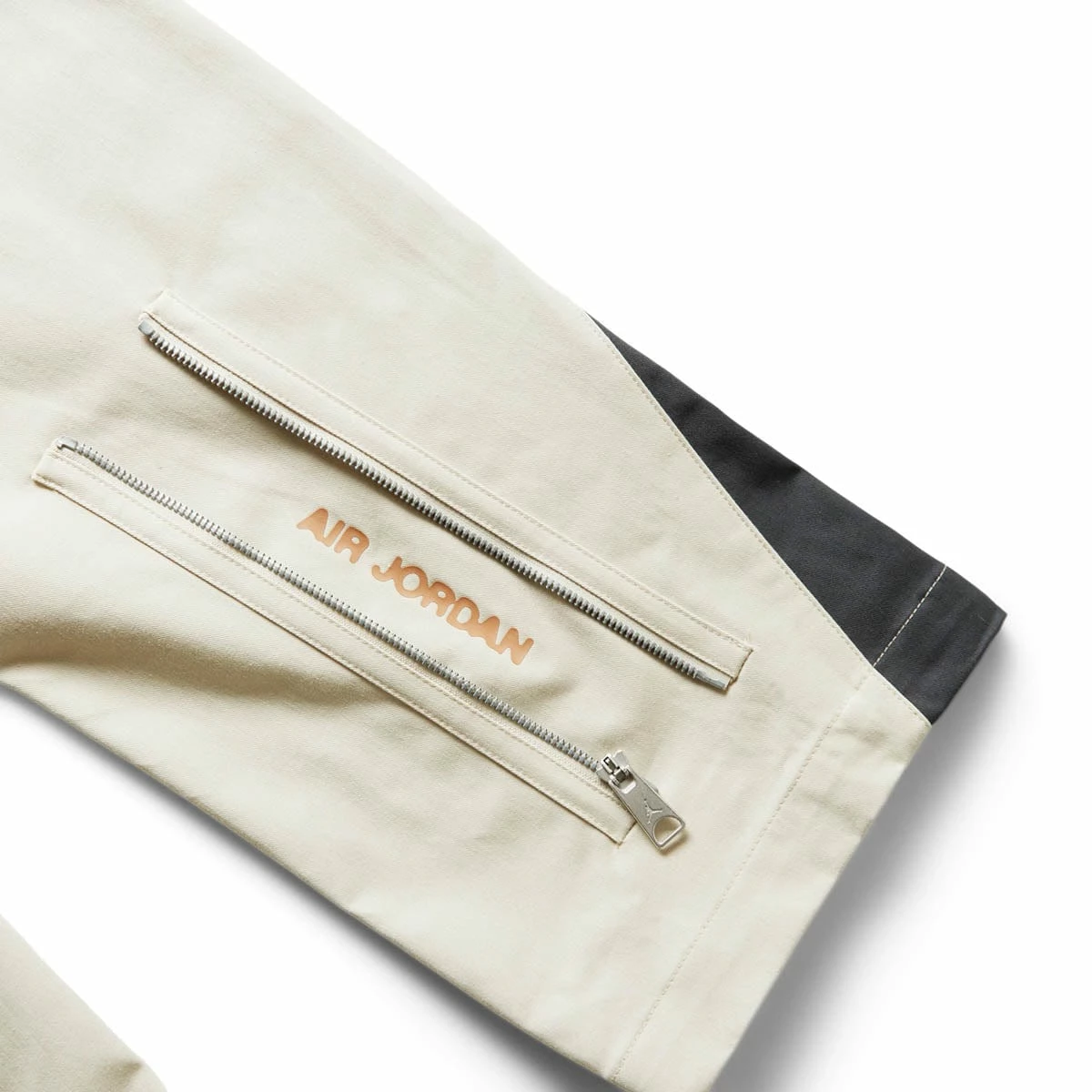 Air Jordan FLIGHT HERITAGE STATEMENT WOVEN PANTS 7 Air Jordan FLIGHT HERITAGE STATEMENT WOVEN PANTS - Image 5