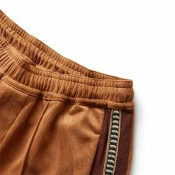 Sasquatchfabrix FAUX SUEDE FLARE SILHOUETTE TRACK PANTS -NIke Shop sasquatchfabrixFAUXSUEDEFLARESILHOUETTETRACKPANTSCAMELS22AW PA9 012 01 3