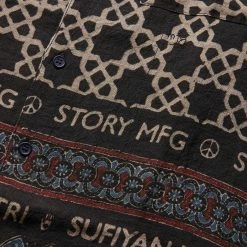Story Mfg. GREETINGS SHIRT 8 Story Mfg. GREETINGS SHIRT -NIke Shop storymfgGREETINGSSHIRTDARKARABESQUESGT IPA 3