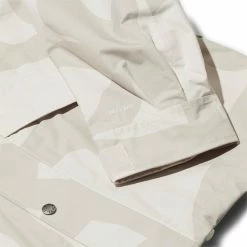 The North Face XX KAWS RETRO 1986 MOUNTAIN JACKET -NIke Shop thenorthfaceTNFXKAWSRETRO1986MOUNTAINJACKETMOONLIGHTIVORYMNF0A7WLW8K31 4